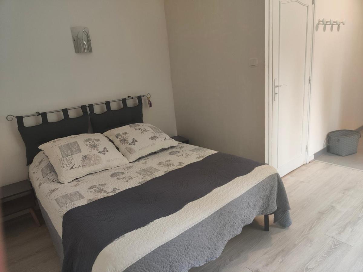Suite Privee Avec Vue Sur Le Jardin Douai Luaran gambar